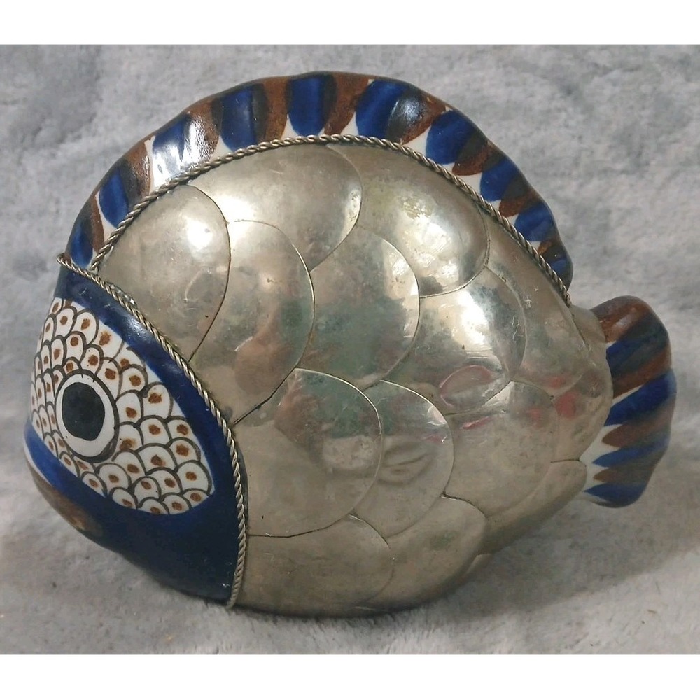 Vtg Tonola Fish Figure Silver Metal Scales Ceramic Body Folk Art‎ Primitive READ